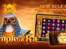 Bangladesh adults viewing live casino table guidance with gold interface highlights